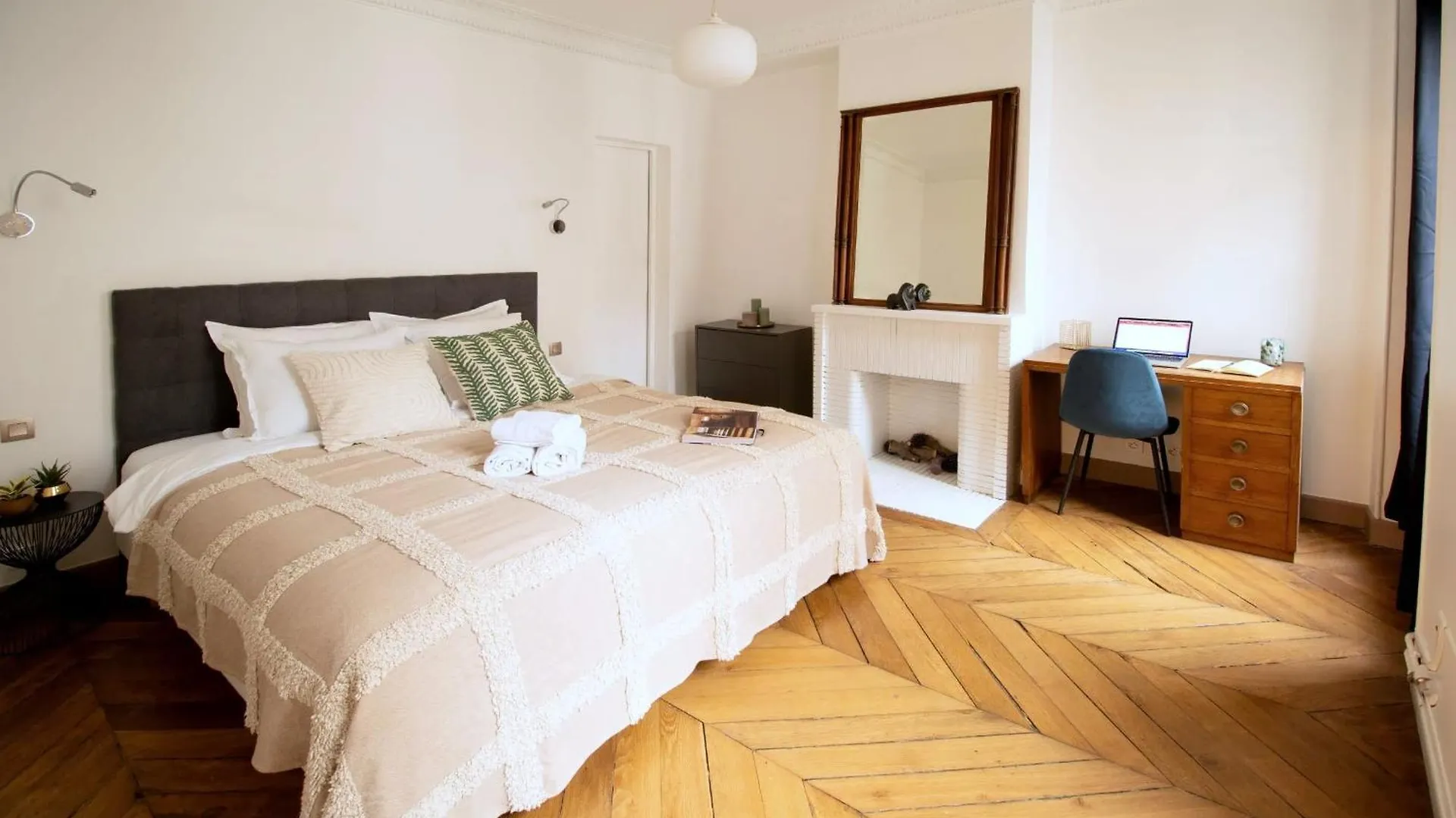 Montmartre & Parc Monceau - 1Br - Cityapartmentstay Paris France